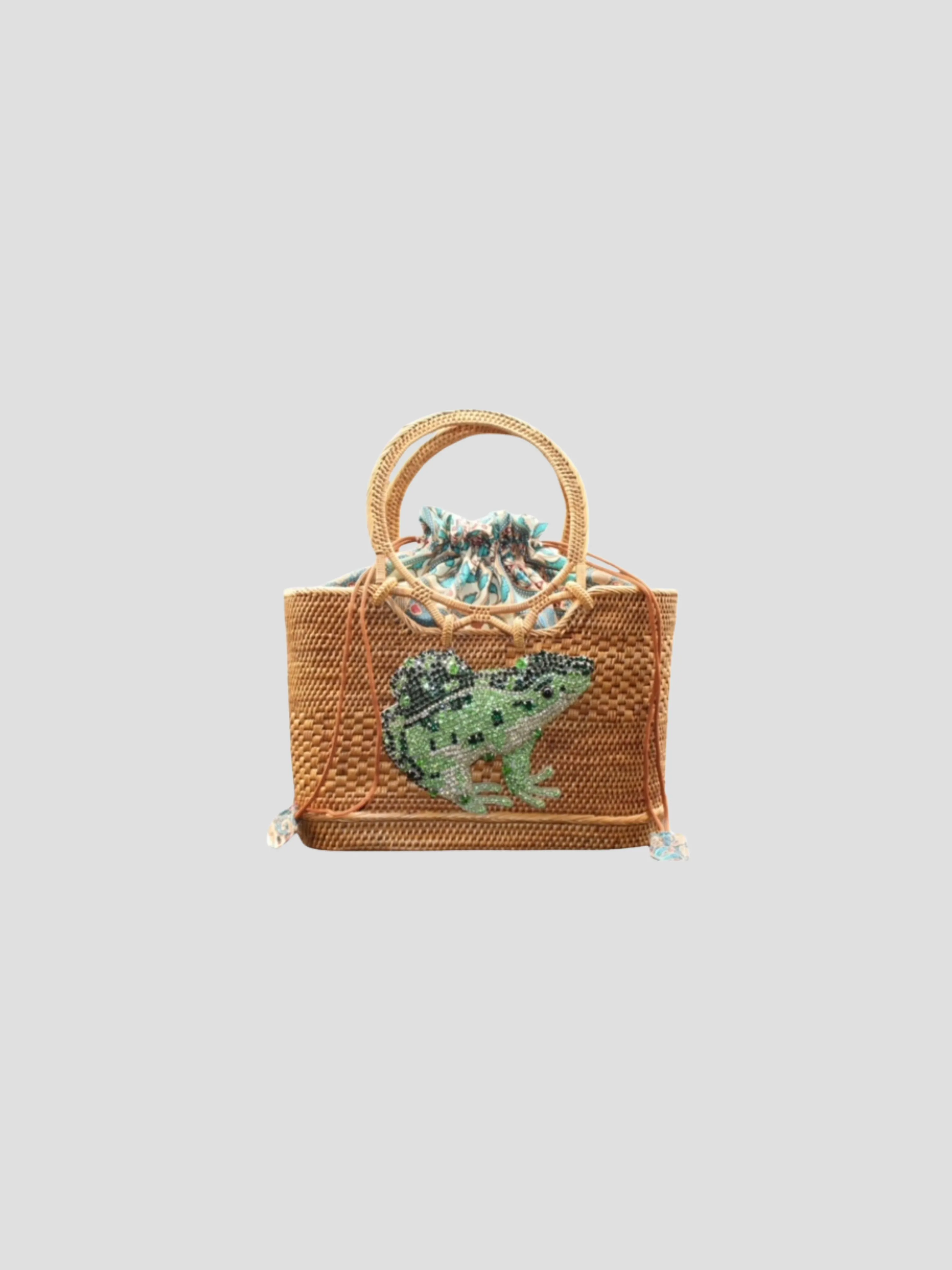 Raffia Tote with Green Bullfrog